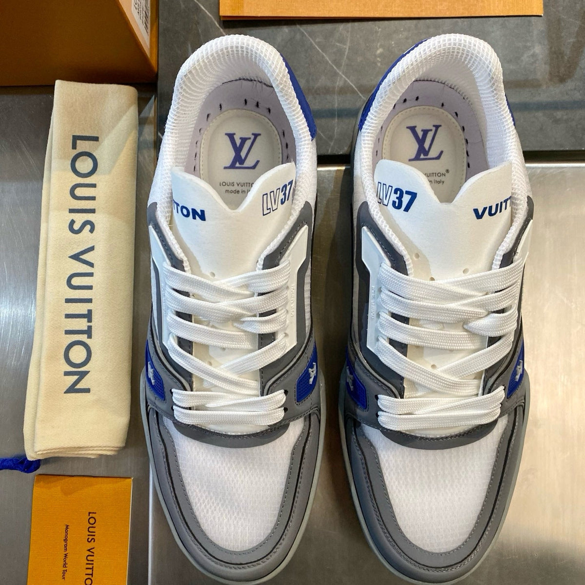 LOU TRAINERS
