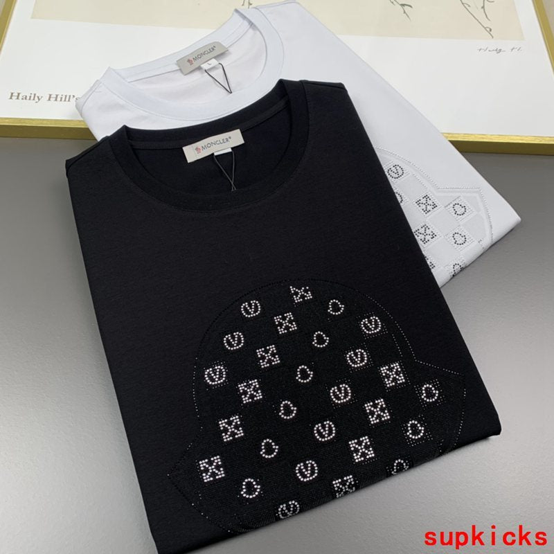 Moncler Luxury Cloth