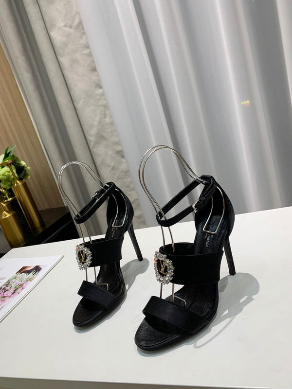 Louis Vuittion Luxury Shoes
