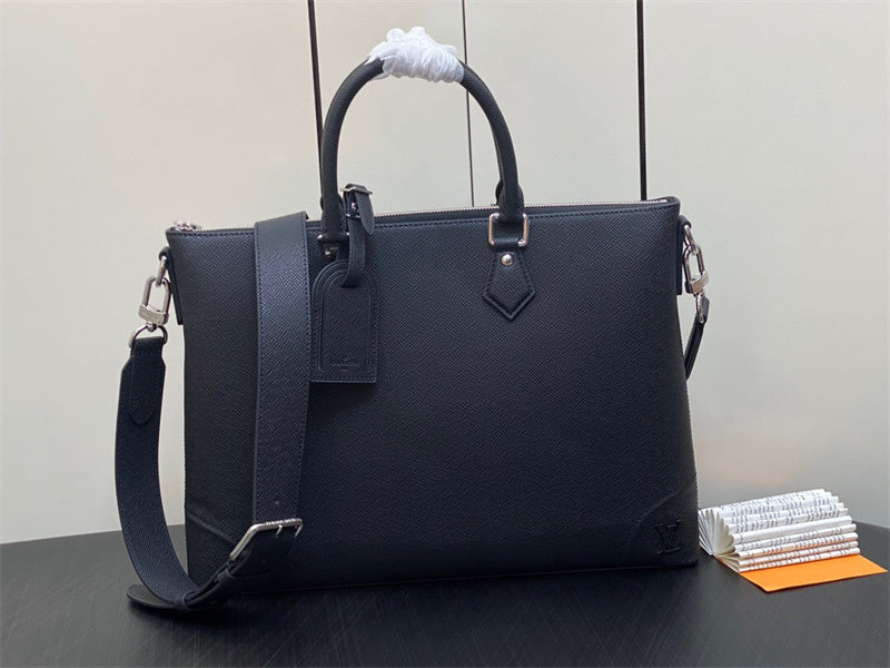 PHA - LOV Bags - 422