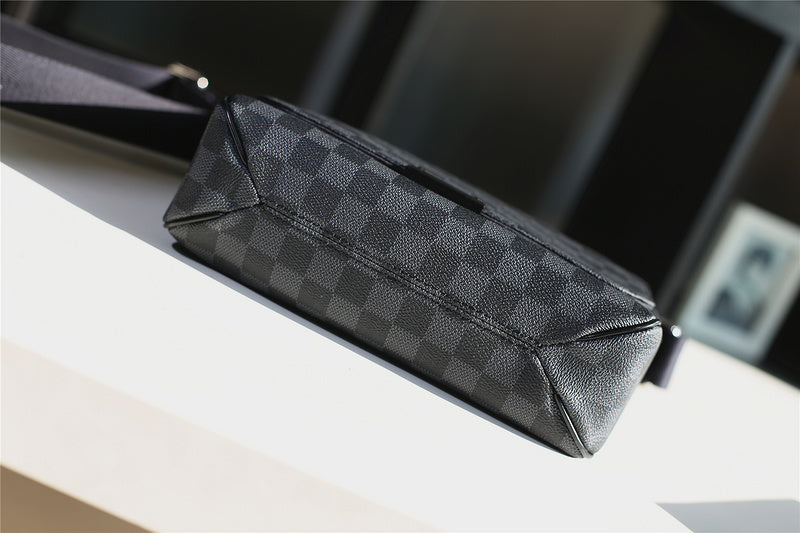 I W Fashion Lu-Vi bags - 10415