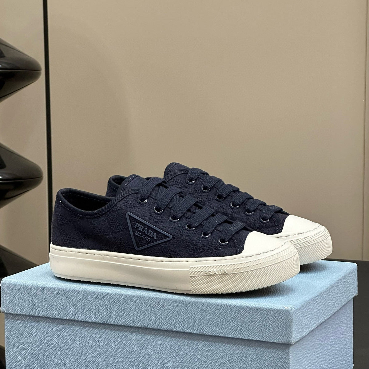 PD SNEAKERS