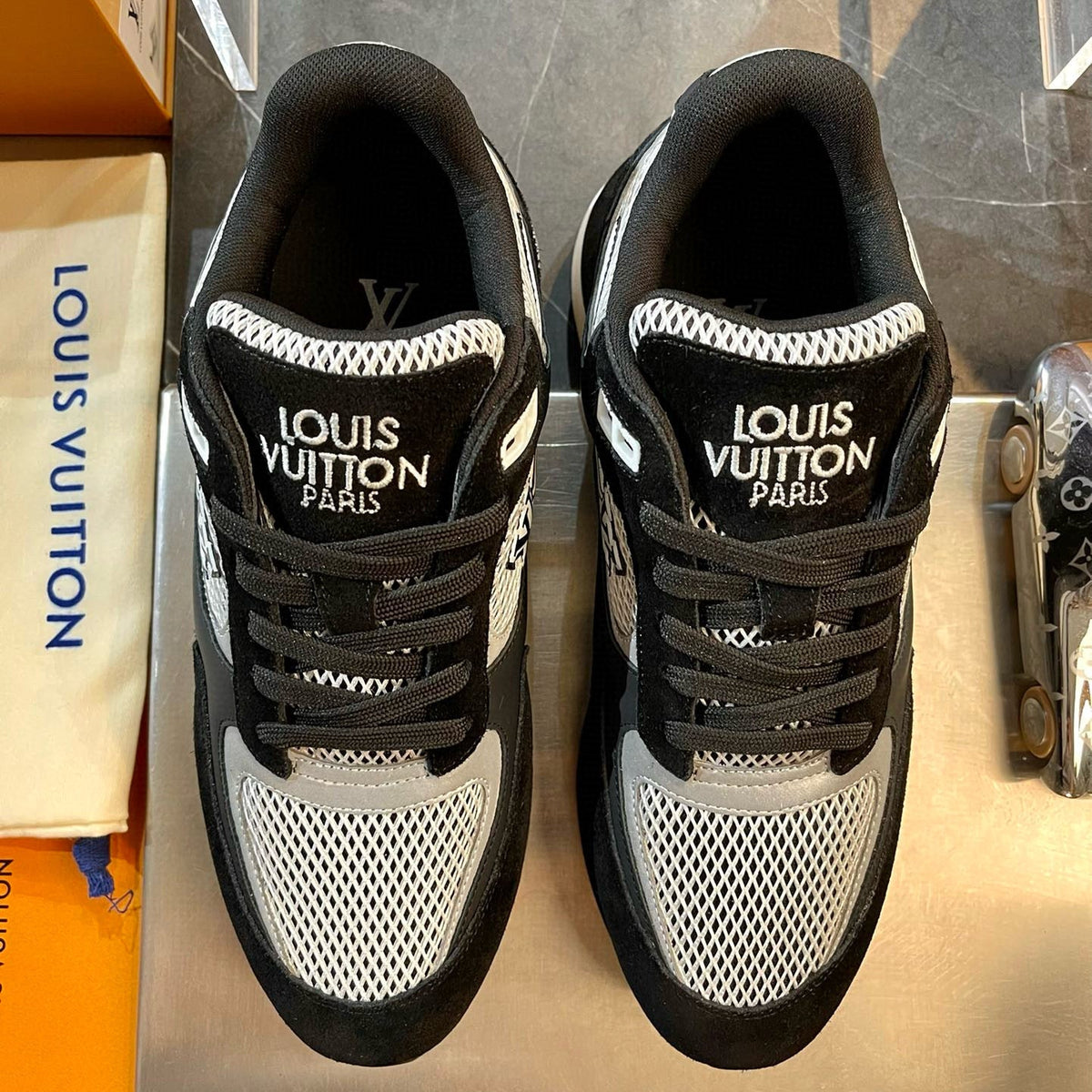 LOU TRAINERS