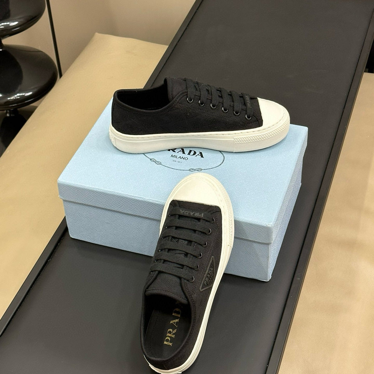 PD SNEAKERS
