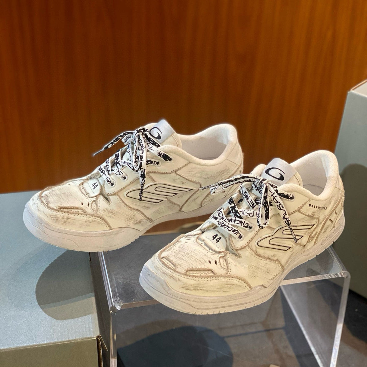 BAL HAMPTONS SNEAKERS