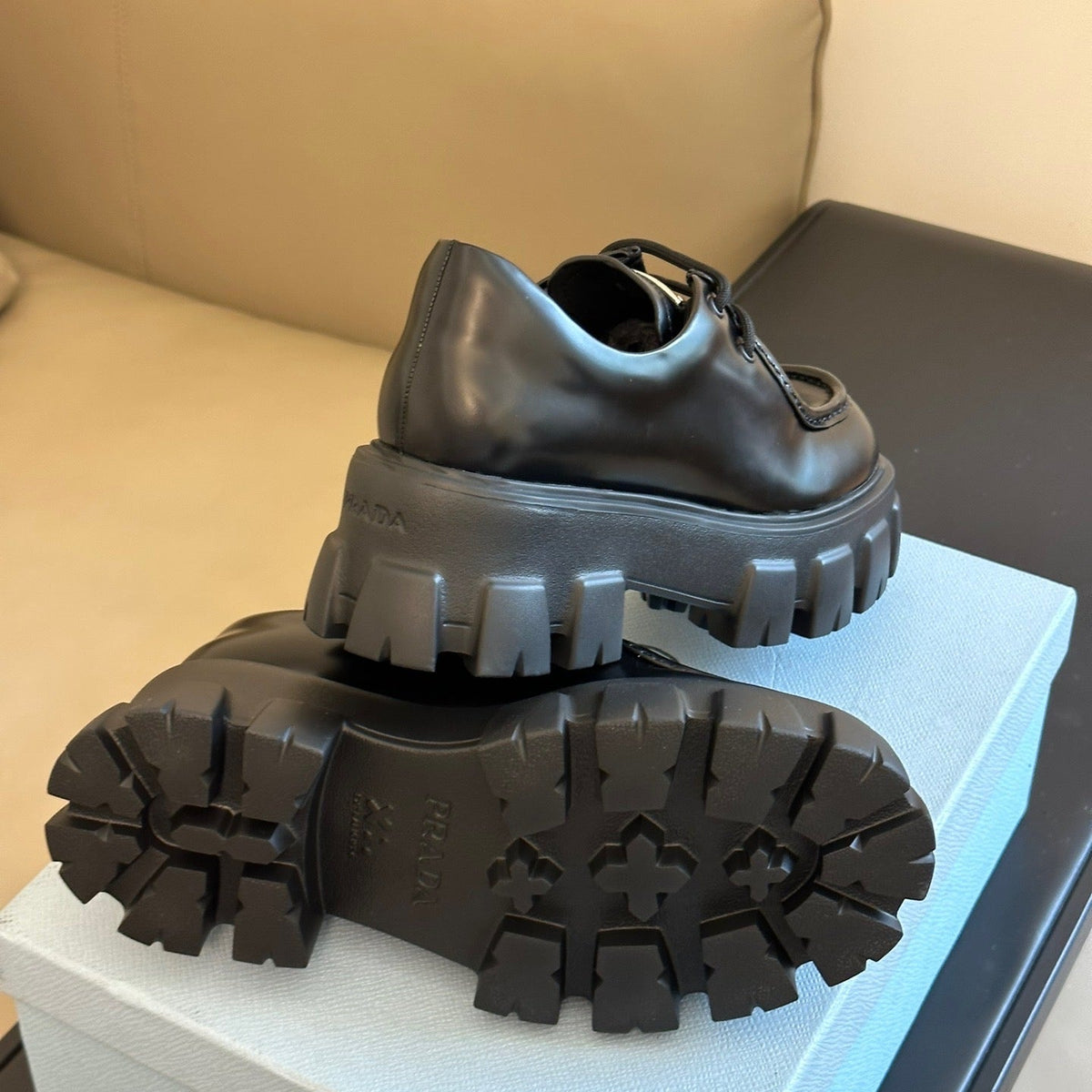 PD LOAFERS