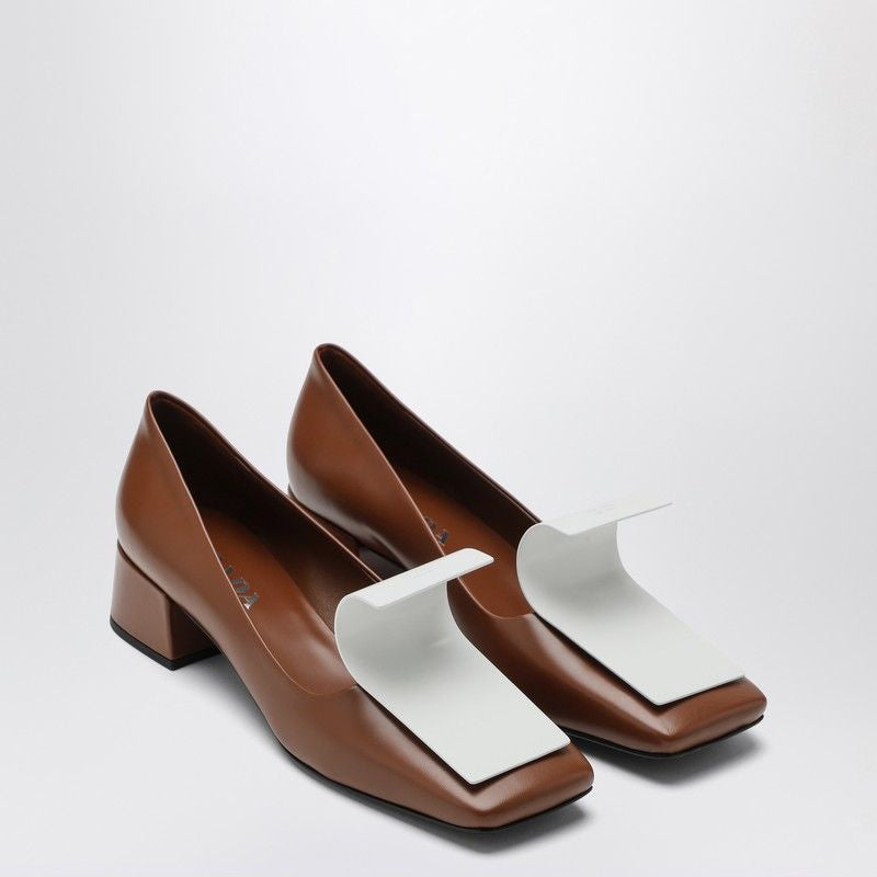 PRADA Elegant Leather DéCOLLETé with Curved Tongue for Women