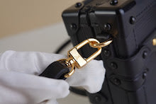 new-luxury-designer-bags-nm4973