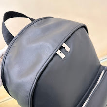 new-luxury-designer-bags-nm5789