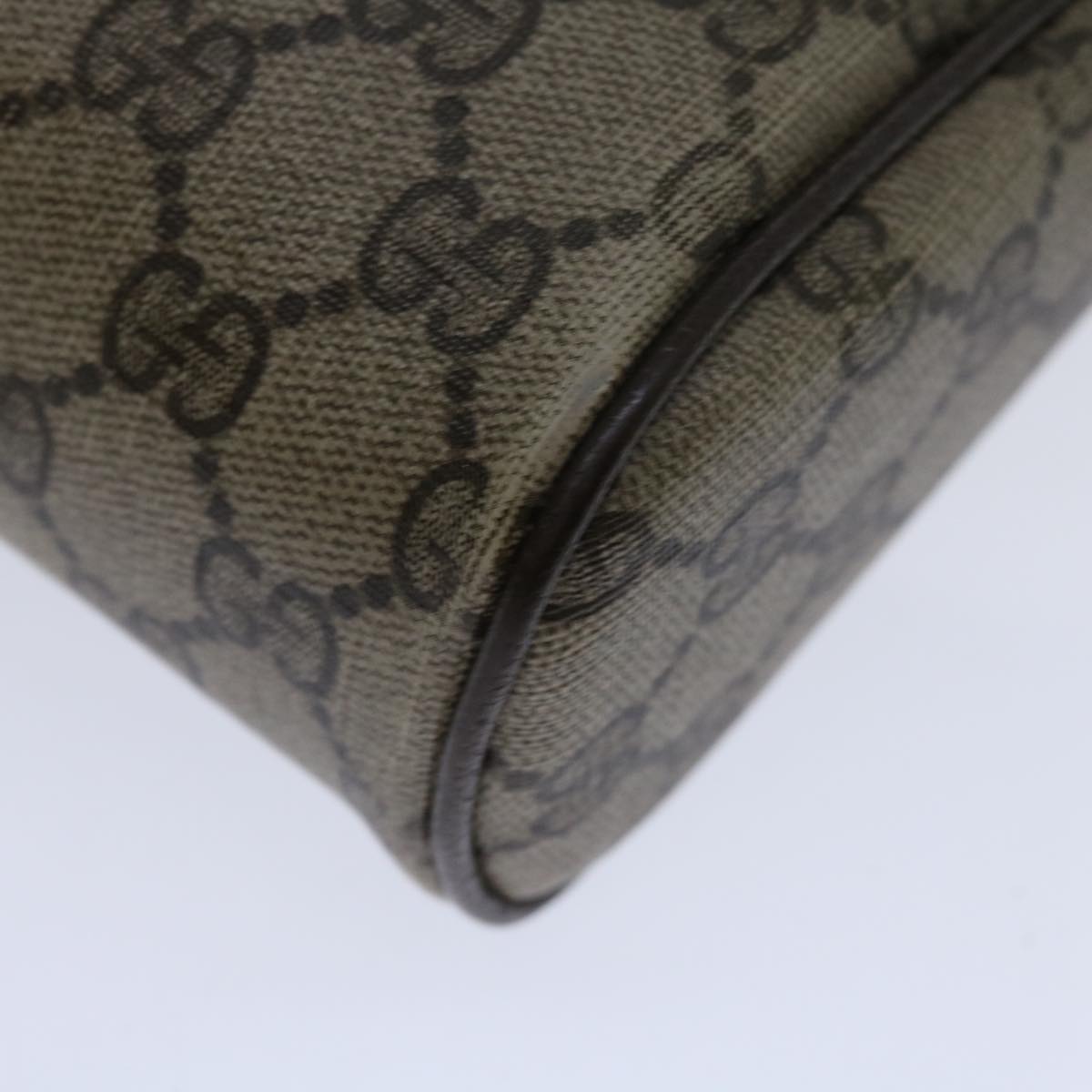 GUCCI Sherry Clutch Bag