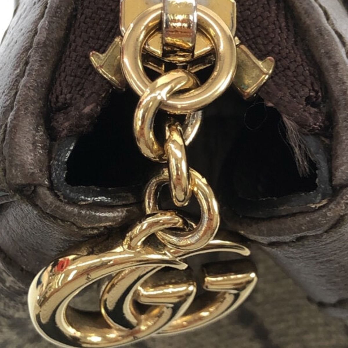 GUCCI Small GG Supreme Ophidia Satchel