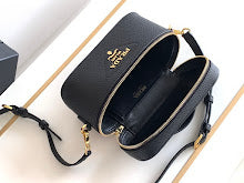 new-designer-premium-bags-nm1824