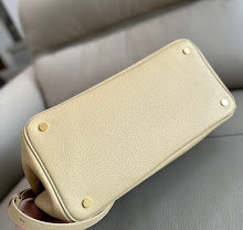 new-luxury-designer-bags-nm5839