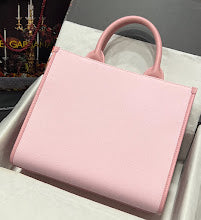 new-luxury-designer-bags-nm6700