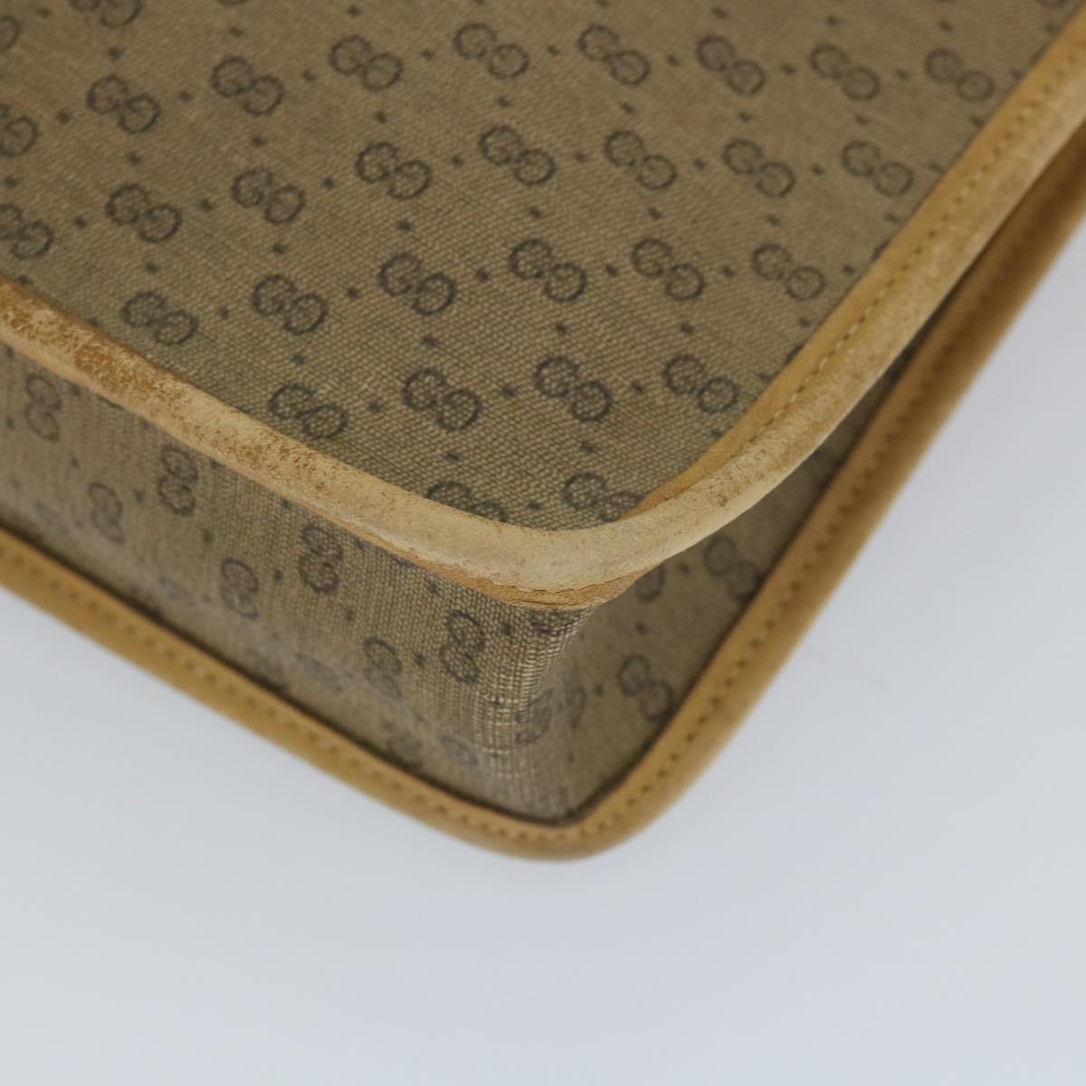 GUCCI Sherry Clutch Bag