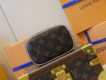 new-luxury-designer-bags-nm4130