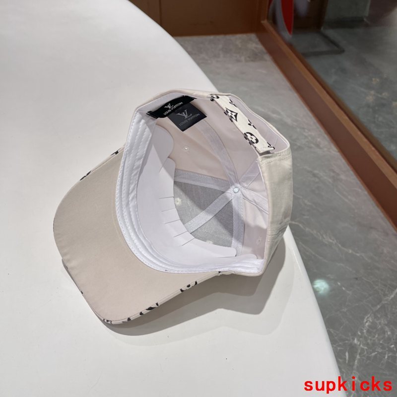 Louis Vuitton Luxury Cap