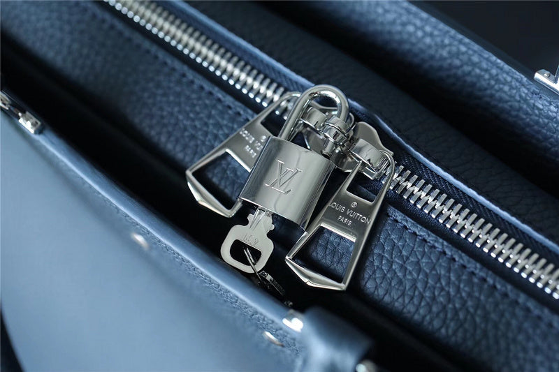 I W Fashion Lu-Vi bags - 9837