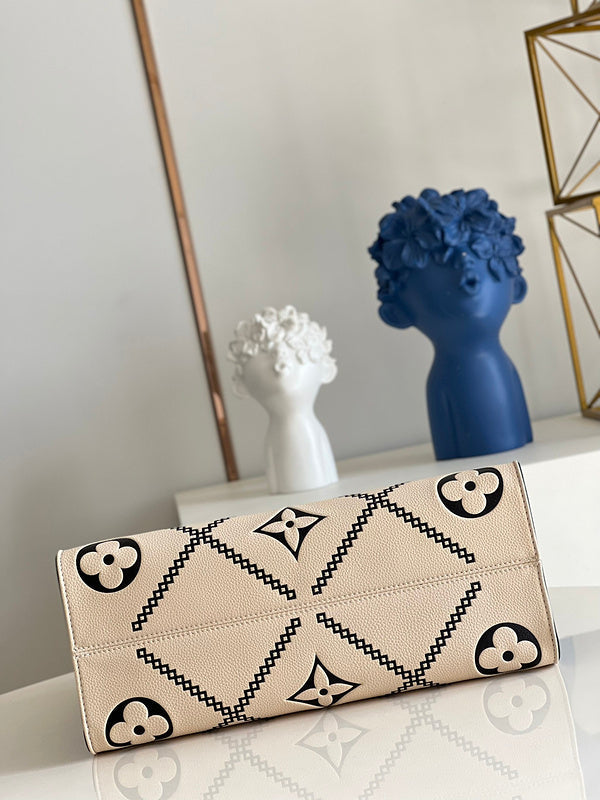I W Fashion Lu-Vi bags - 17158