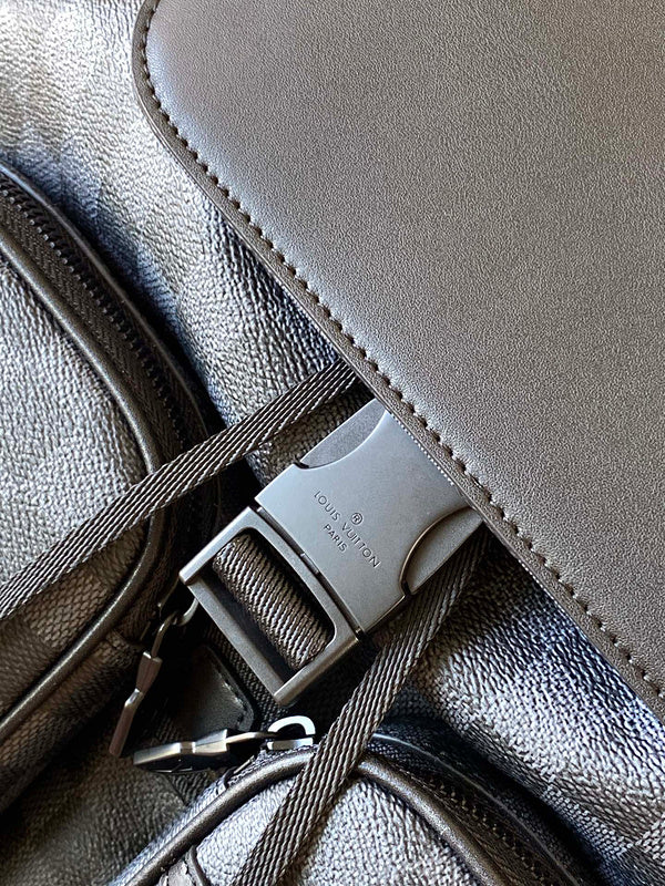 I W Fashion Lu-Vi bags - 17138