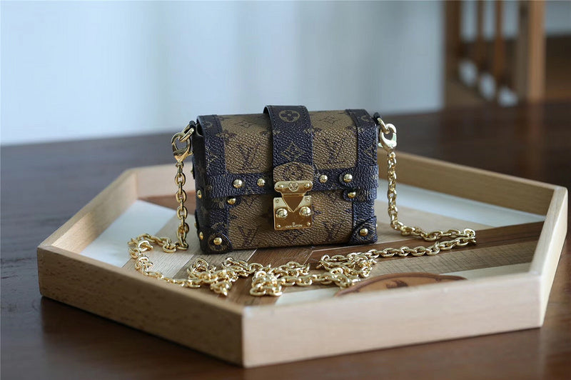 I W Fashion Lu-Vi bags - 9319