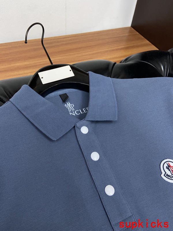 Moncler Luxury Cloth