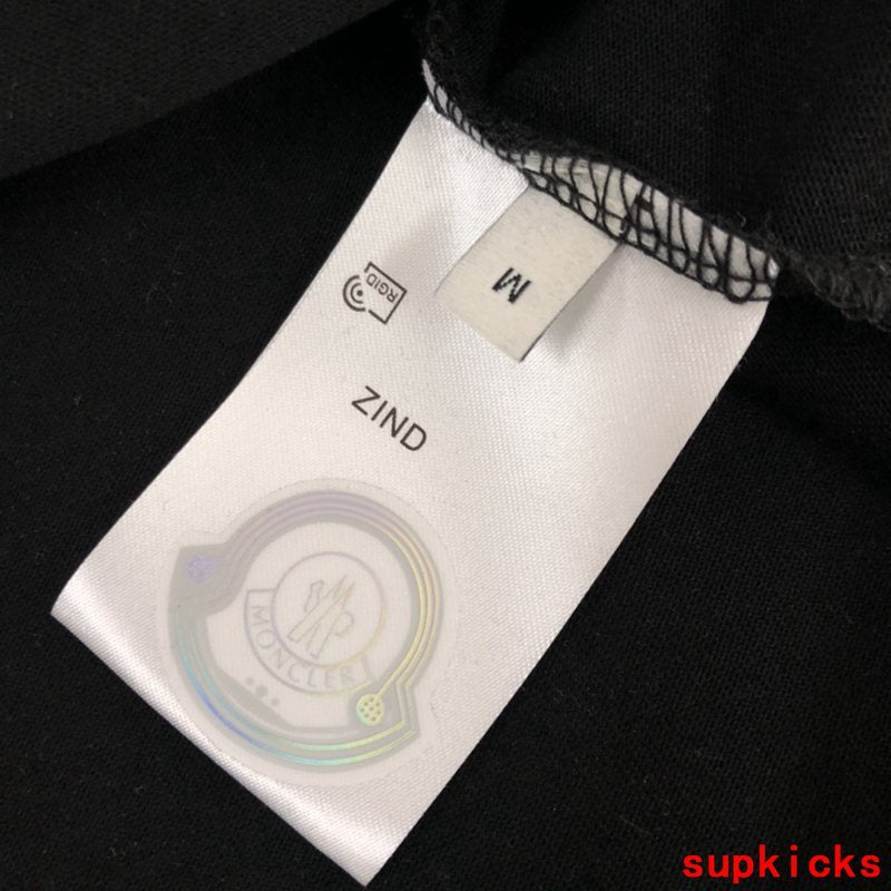 Moncler Luxury Cloth