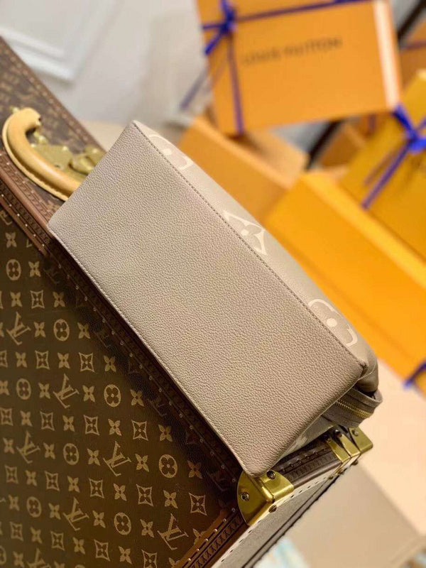 I W Fashion Lu-Vi bags - 17429