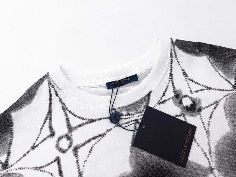 Louis Vuittion Luxury T-Shirt