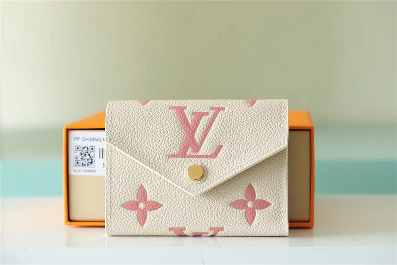 I W Fashion Lu-Vi bags - 8785