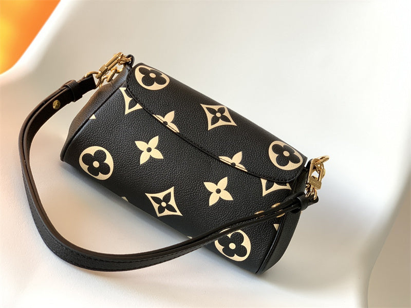 PHA - LOV Bags - 218