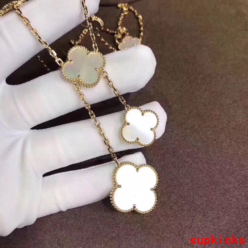 Van Cleef & Arples Jewelry
