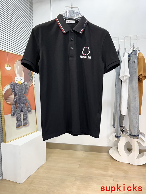 Moncler Luxury Cloth