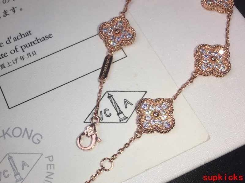 Van Cleef & Arples Jewelry