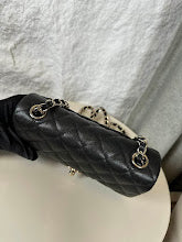 new-luxury-designer-bags-nm6095