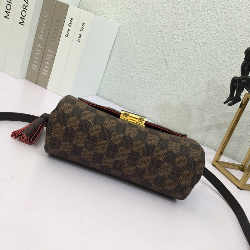LOV2 Bags - Luxurious Bags  900