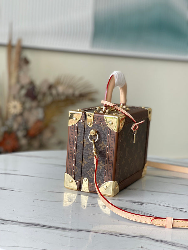 I W Fashion Lu-Vi bags - 17406