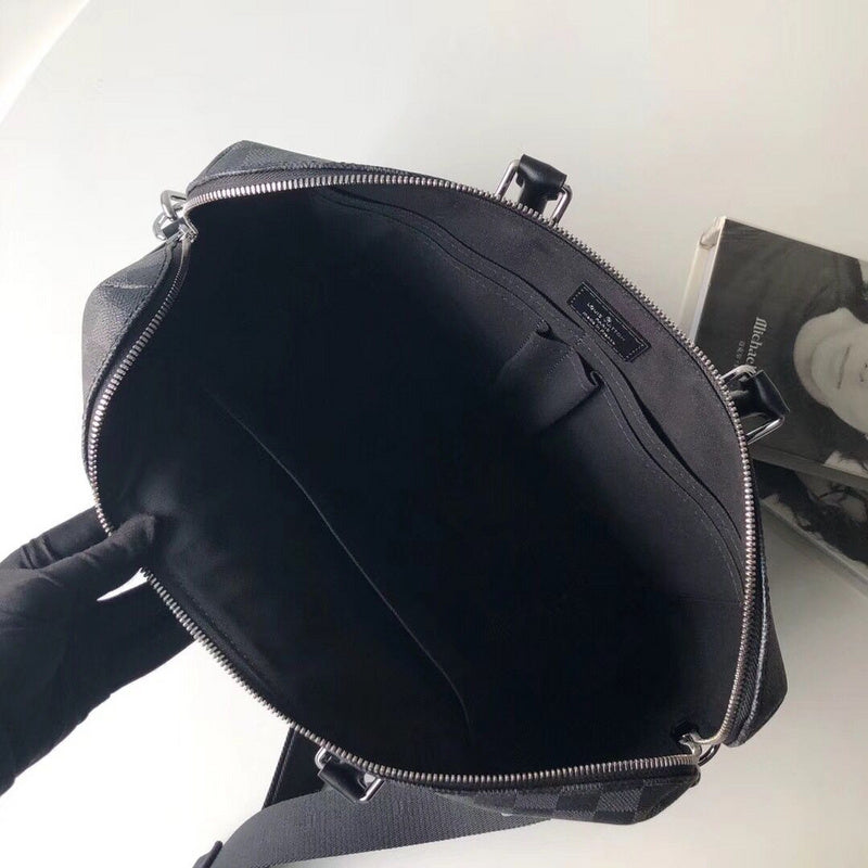 I W Fashion Lu-Vi bags - 17897