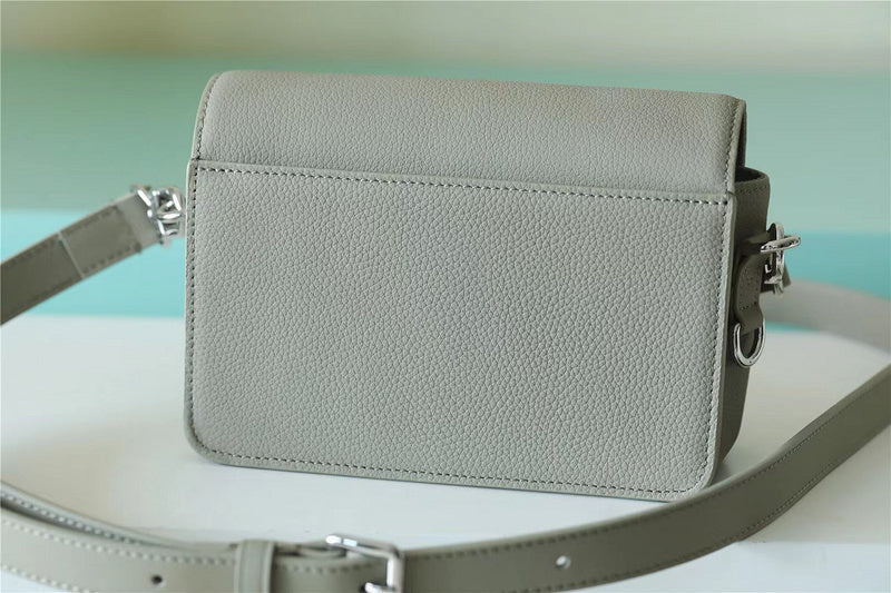 I W Fashion Lu-Vi bags - 9917