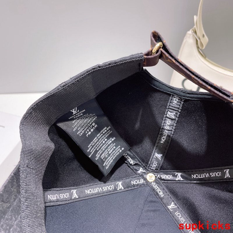 Louis Vuitton Luxury Cap