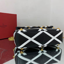 new-luxury-designer-bags-nm2510