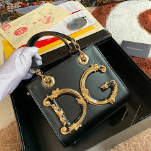 new-luxury-designer-bags-nm6661