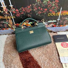 new-luxury-designer-bags-nm6770