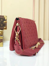 new-luxury-designer-bags-nm5350