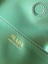 new-luxury-designer-bags-nm2229