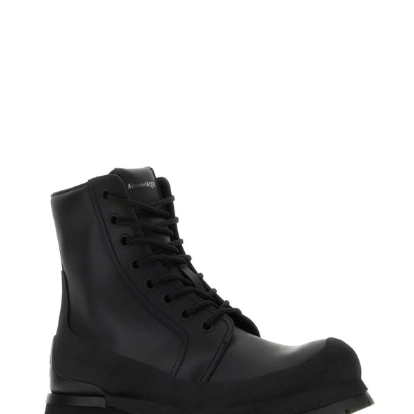 Alexander Mcqueen Men Black Leather Wander Ankle Boots