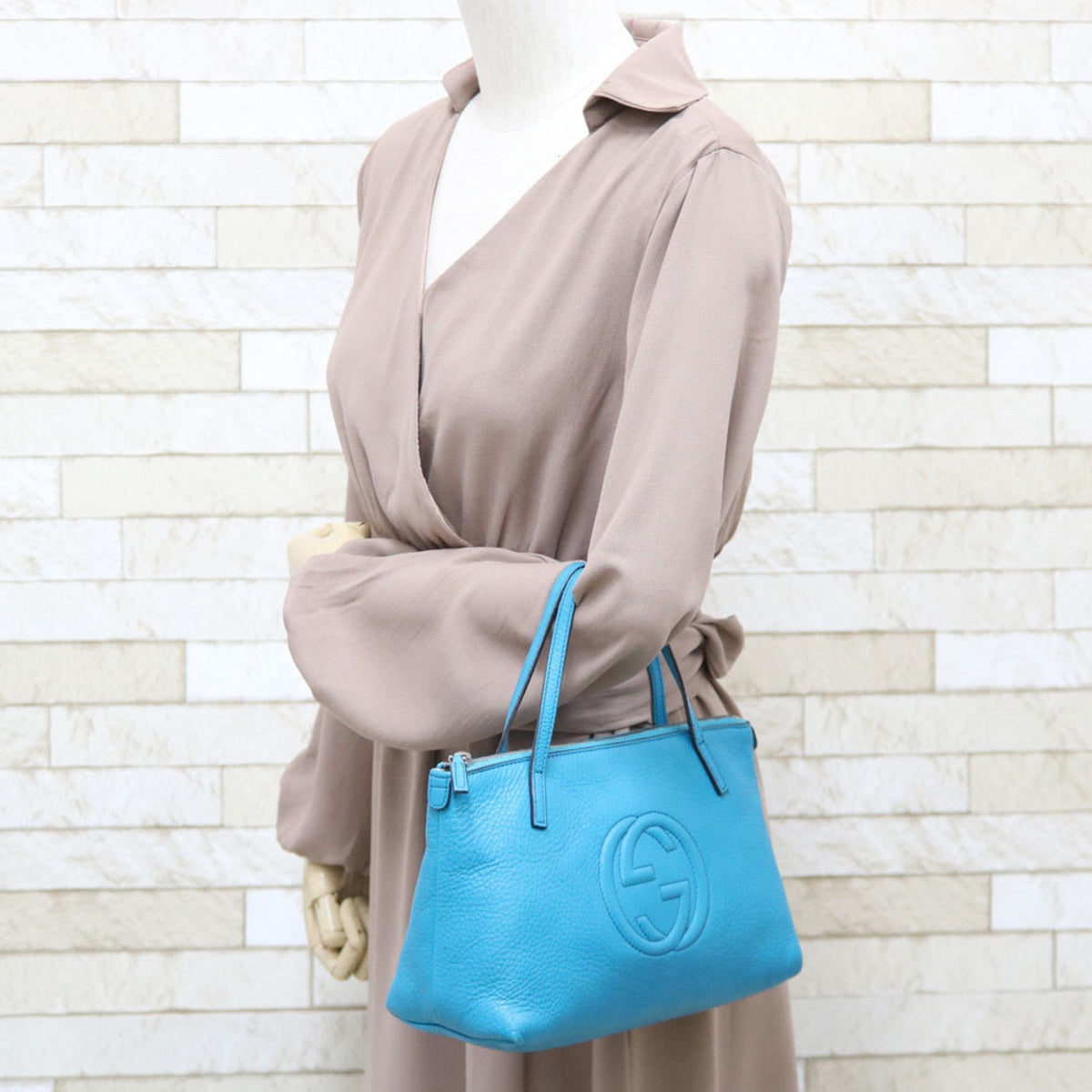 Gucci Handbag Soho Blue Ladies