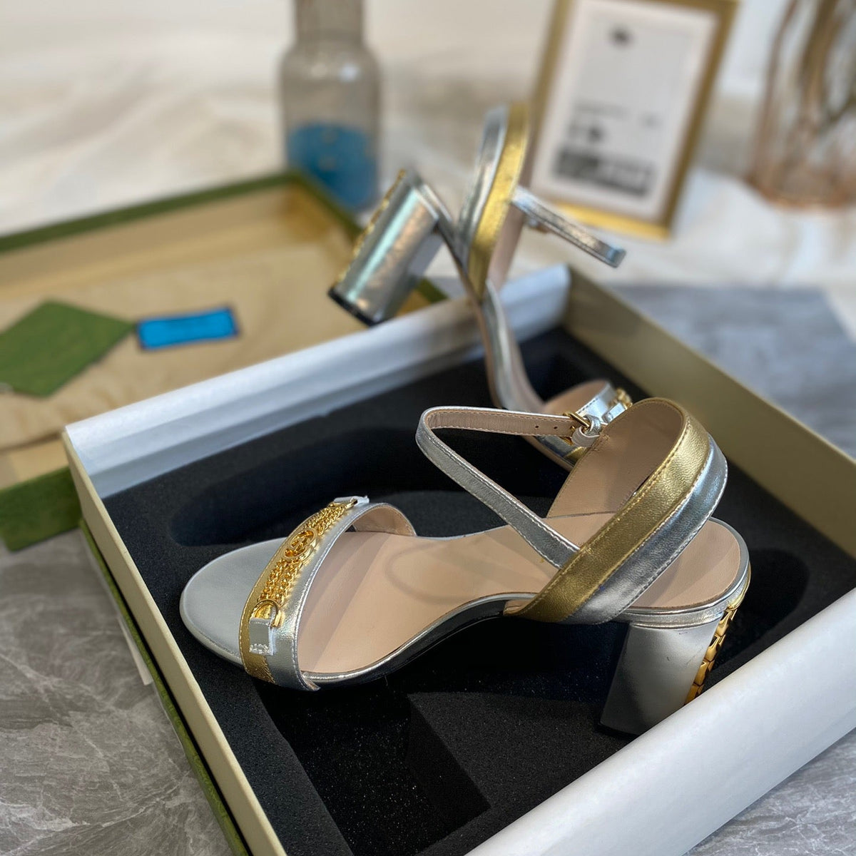 SE553  Size 4-9 Heels:7.5cm Material: Cowhide Lining: Sheep skin Sole: Italian leather