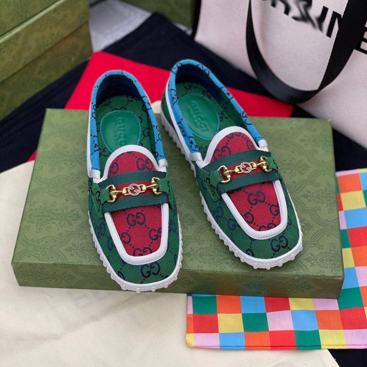 SE561  Size 4-9