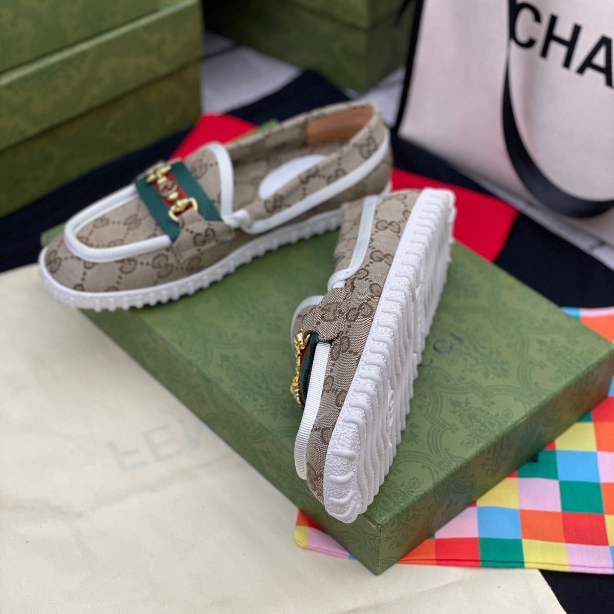 SE565  Size 4-9